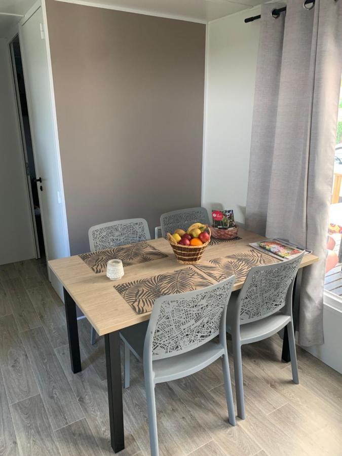 Le Mobilhome De Evelyne Et Serge Lit-et-Mixe Luaran gambar