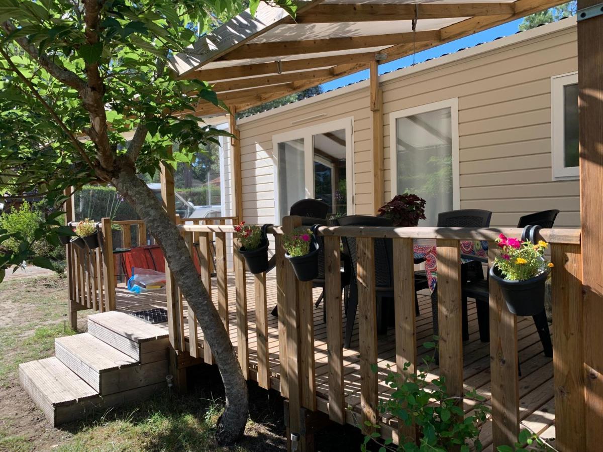 Le Mobilhome De Evelyne Et Serge Lit-et-Mixe Luaran gambar